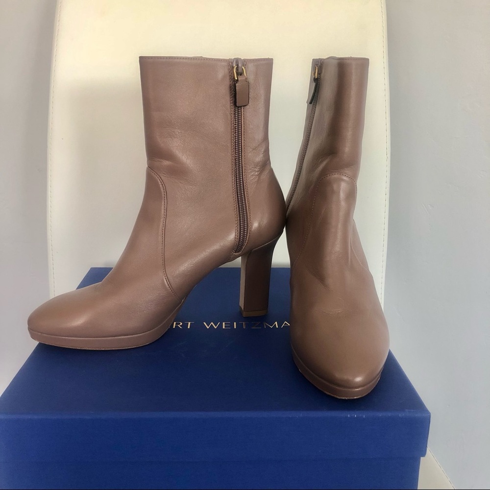 Stuart Weitzman Rosalind 90 leather ankle boots US 7.5 Taupe